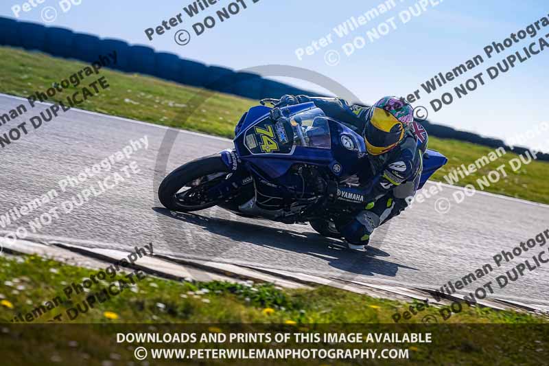 anglesey no limits trackday;anglesey photographs;anglesey trackday photographs;enduro digital images;event digital images;eventdigitalimages;no limits trackdays;peter wileman photography;racing digital images;trac mon;trackday digital images;trackday photos;ty croes